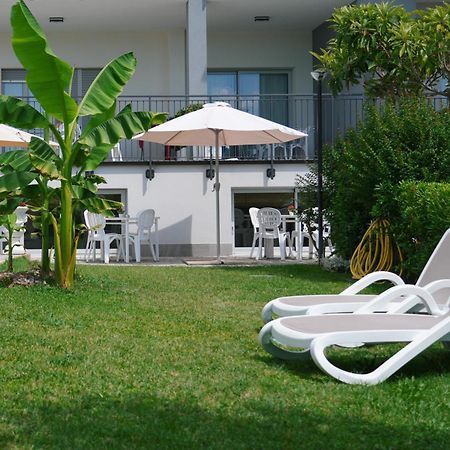 Appartamenti Da Mirella Lazise Exteriör bild