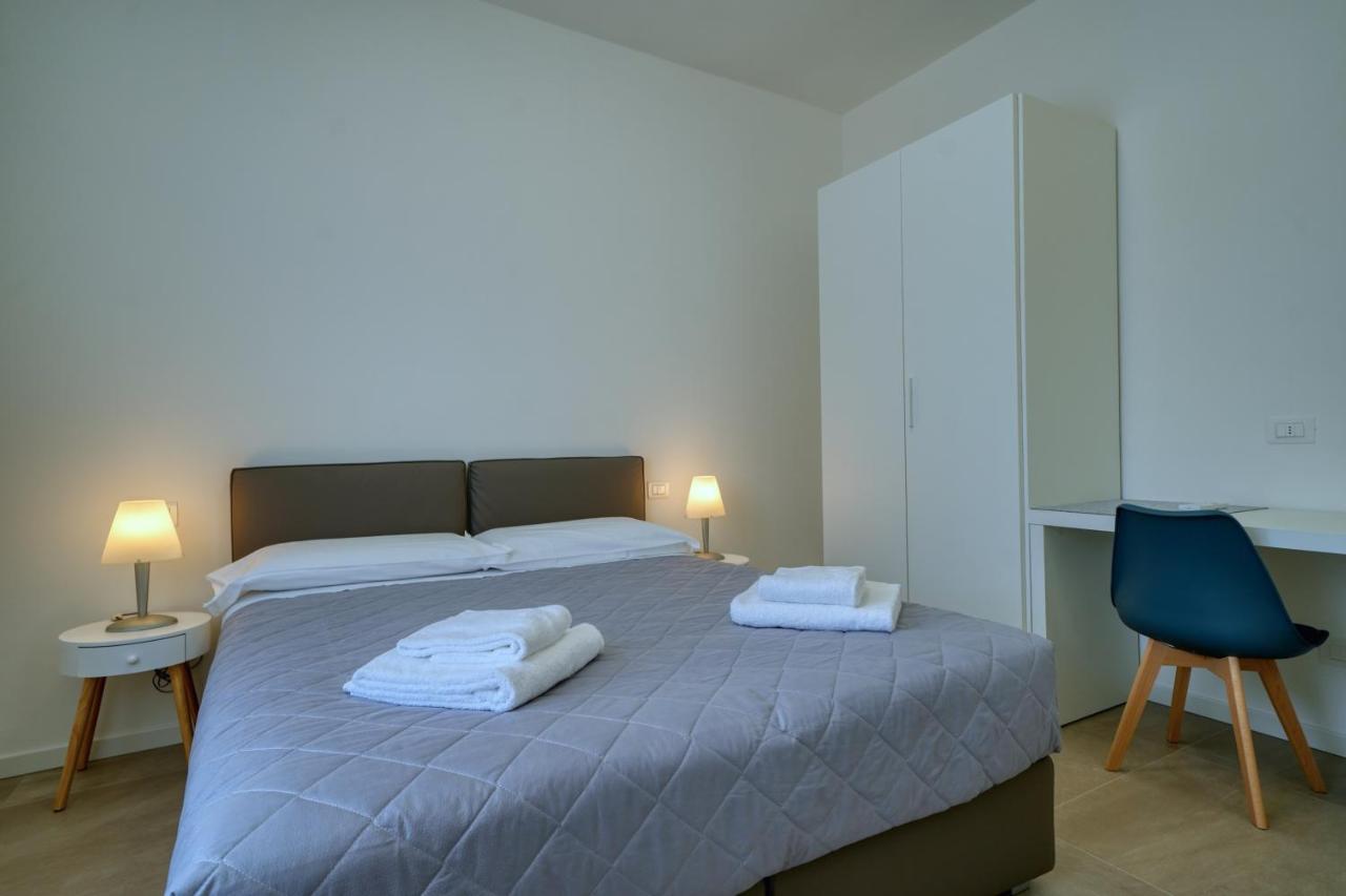 Appartamenti Da Mirella Lazise Exteriör bild