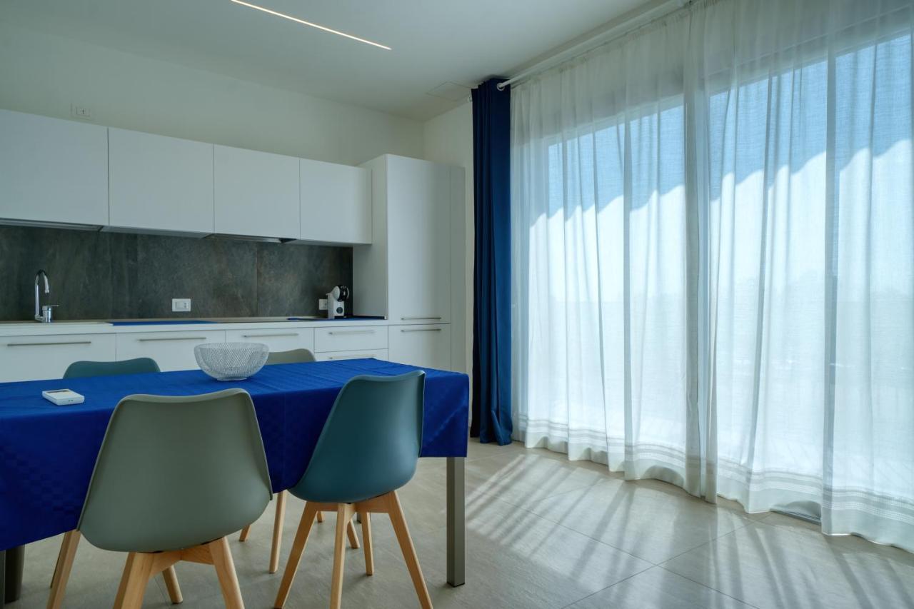 Appartamenti Da Mirella Lazise Exteriör bild